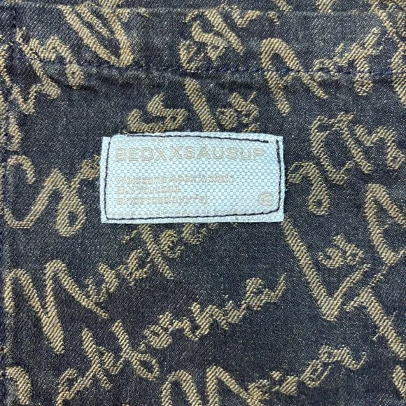 BEDXXSAUSUP Mens Script Print Denim Shirt Los Angeles California Black Gold - Picture 3 of 9